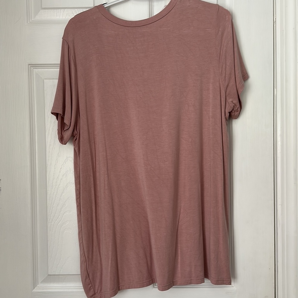 Torrid graphic tee - Picture 3 of 3